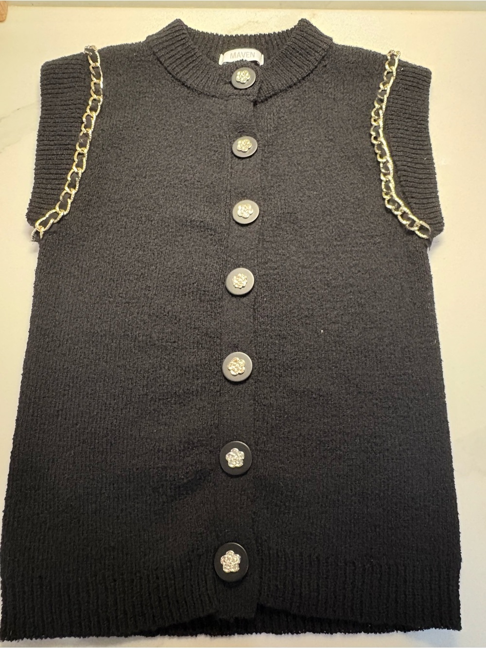 Black Sleeveless Chain-Trim Knit Vest
